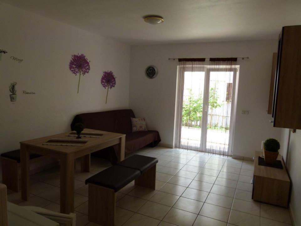 Apartmani Ivanic Vir Zewnętrze zdjęcie